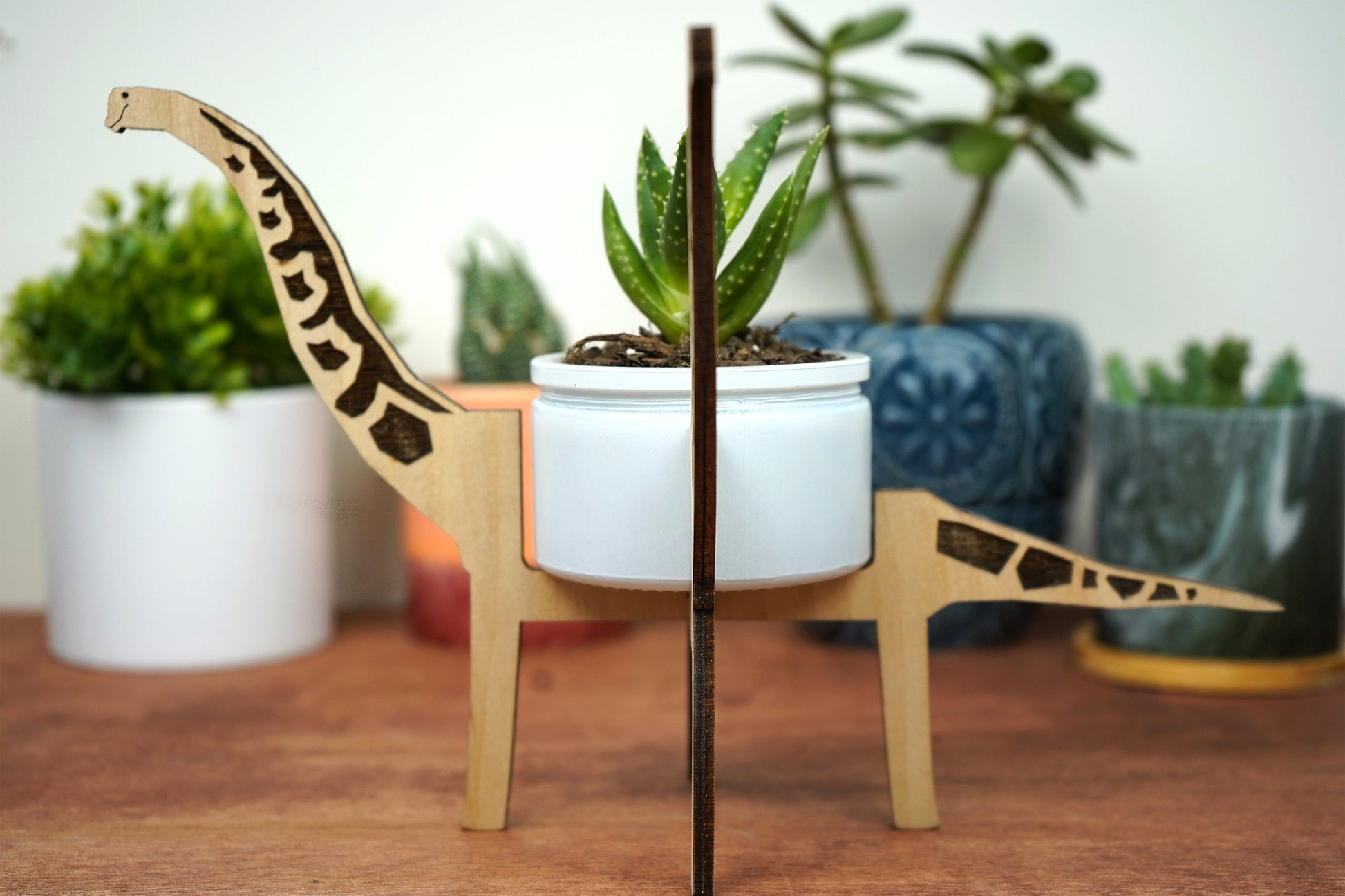 Long Neck Dinosaur Plant Stand